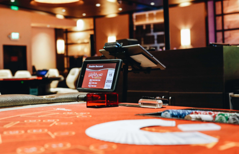How to Use Digital Signage in Casinos