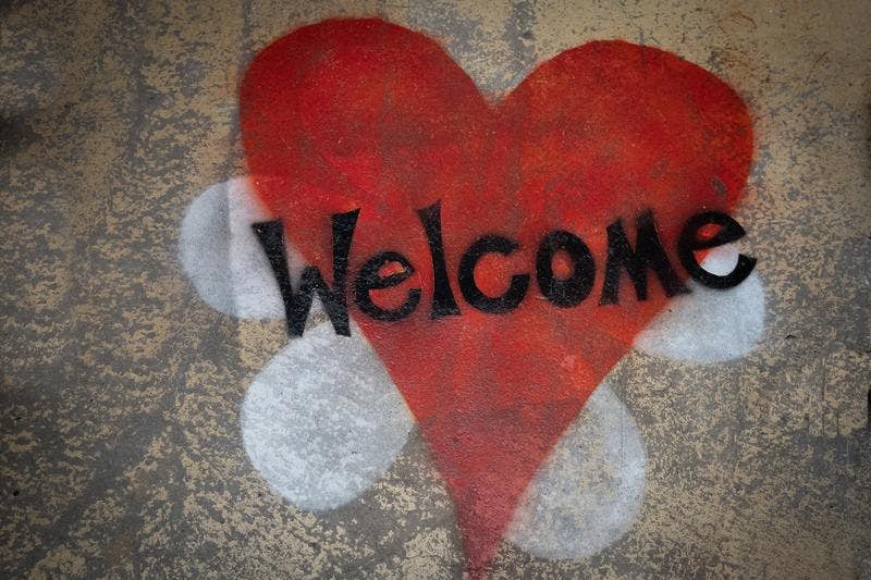 How to Write a Welcome Message For A New Employee