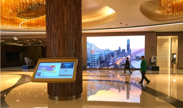 Capture Attention with High-Impact Visuals